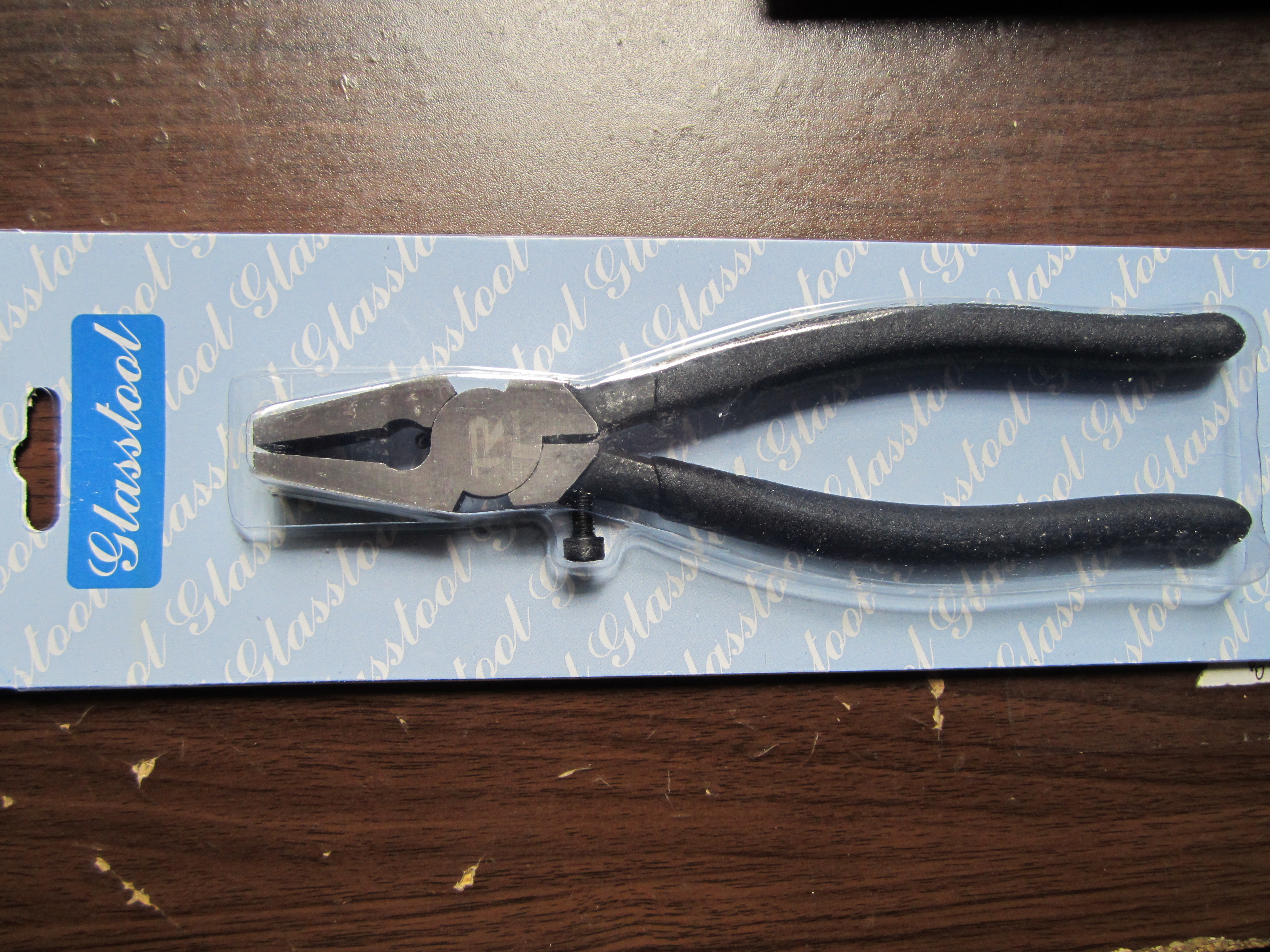 Contriute pliers