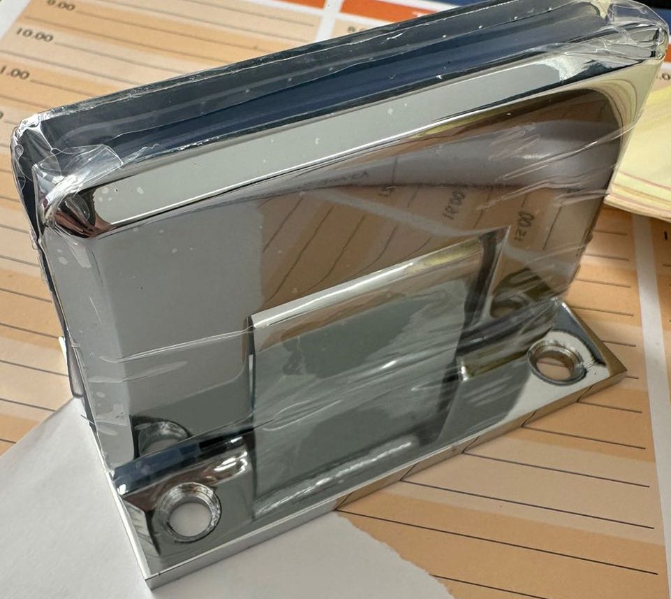 Glass Hardware  